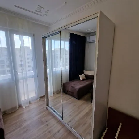 Просторен Апартамент Apartmán Varna