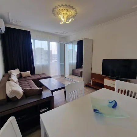Apartmán Просторен Апартамент *